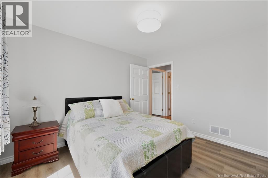 13 Maple Street Property Photo 28