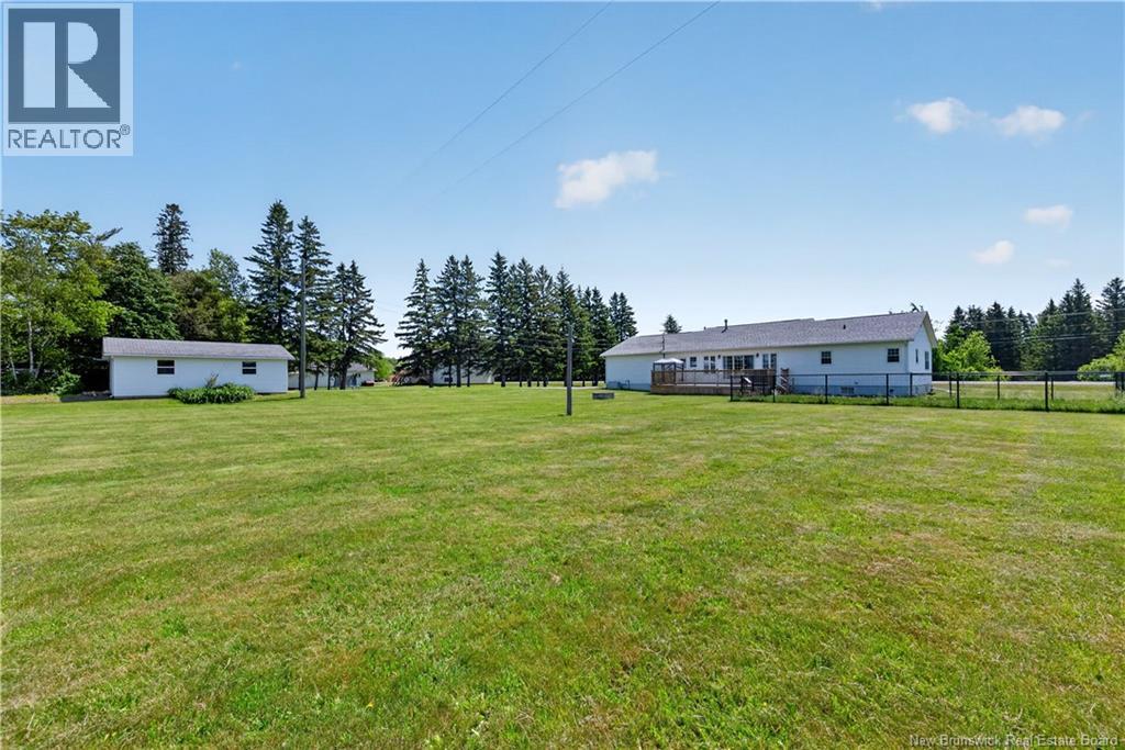 13 Maple Street Property Photo 49
