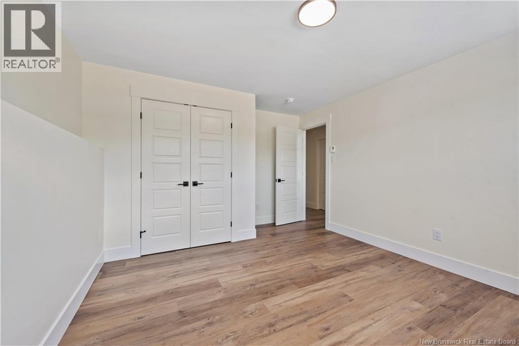 11 Denis Street Property Photo 24
