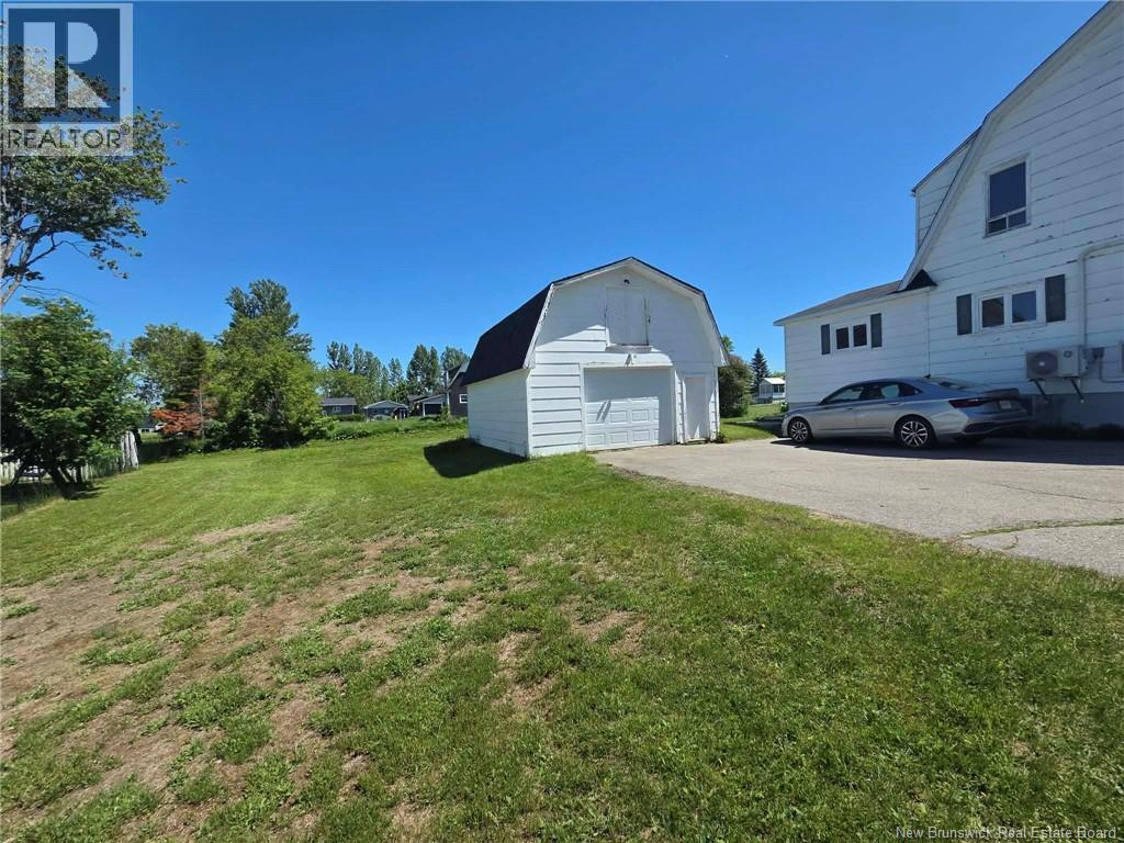 325 Church Street Property Photo 4