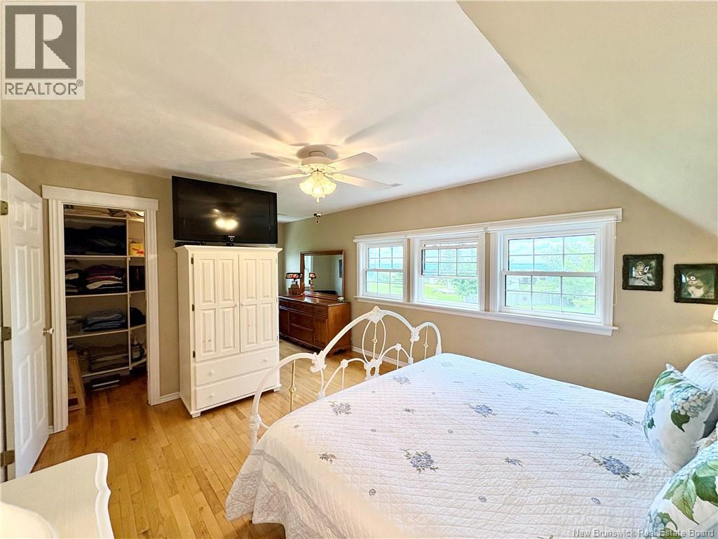 29 Fillmore Property Photo 27