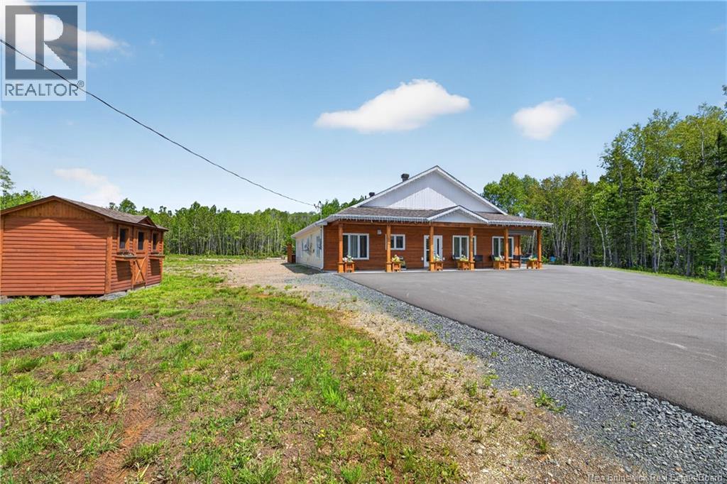 1321 Principale Property Photo 6