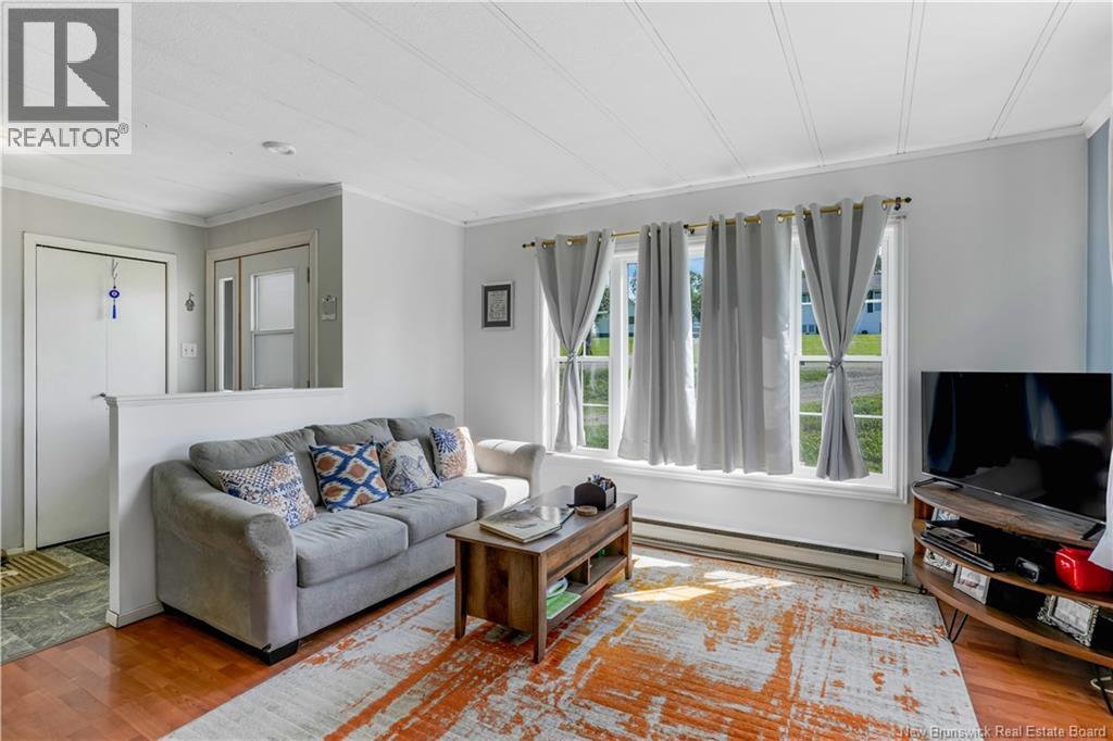 80 Waugh Road Property Photo 7