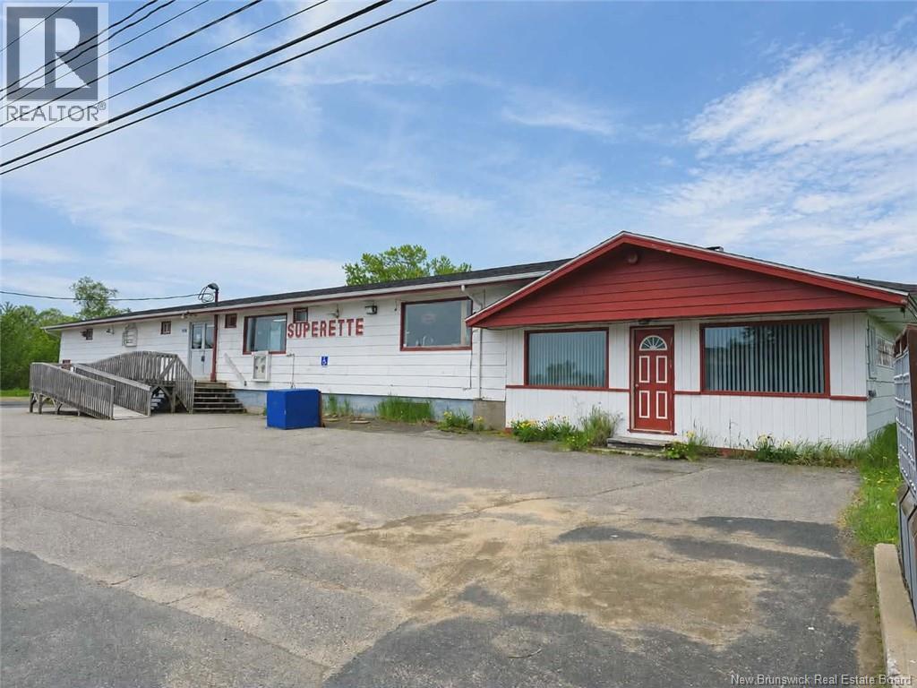 3711 Main Property Photo 1