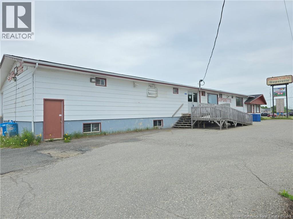 3711 Main Property Photo 3