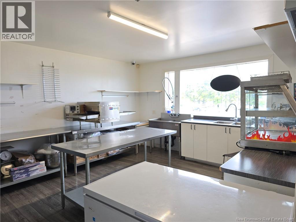 3711 Main Property Photo 10