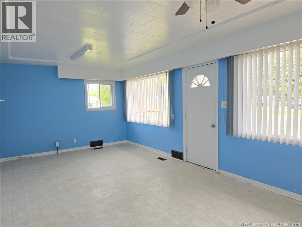 3711 Main Property Photo 16