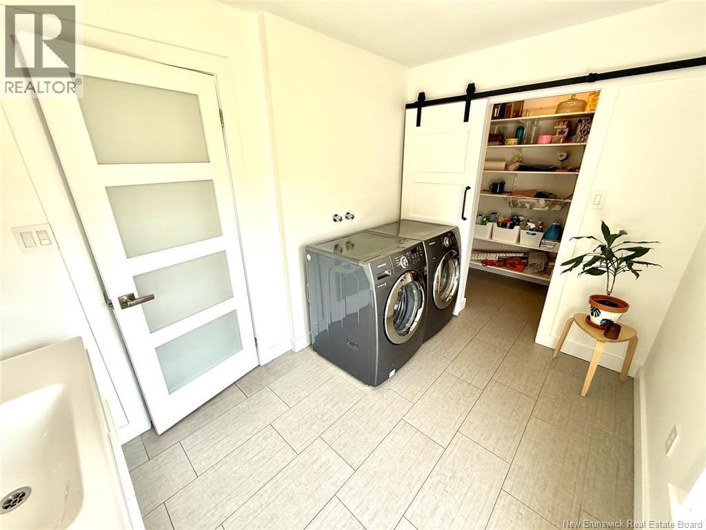 256 Rue Foulem Property Photo 13