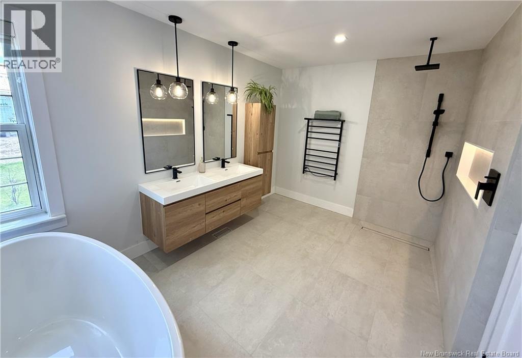 256 Rue Foulem Property Photo 24