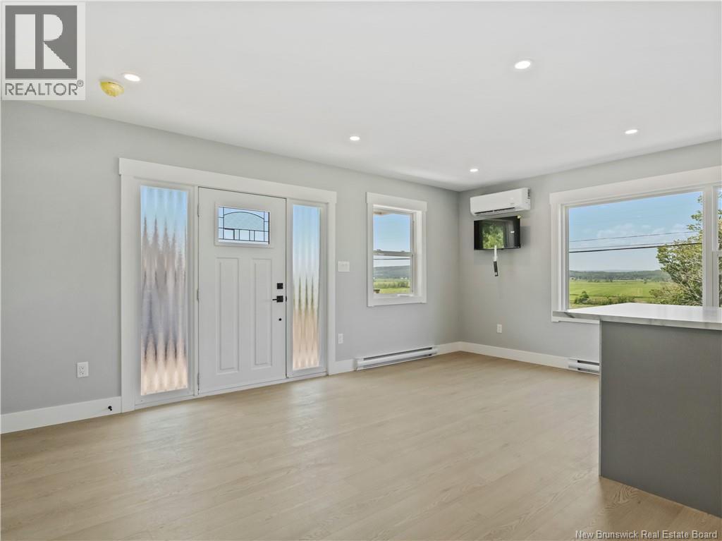 1141 Royal Property Photo 4
