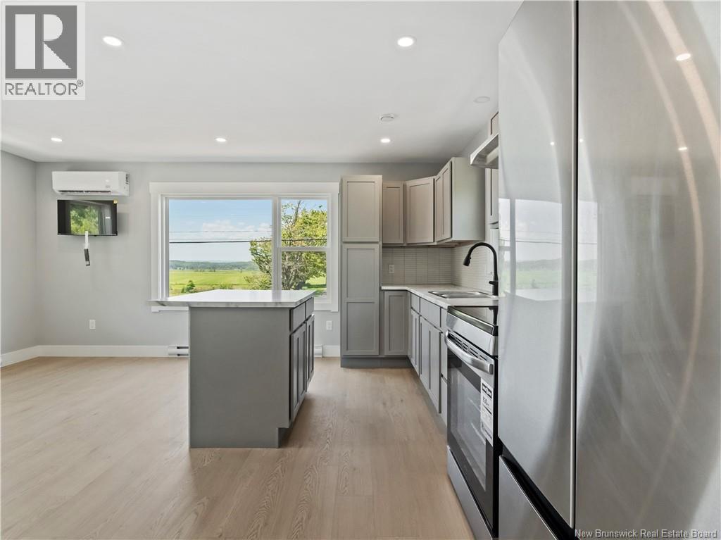 1141 Royal Property Photo 7