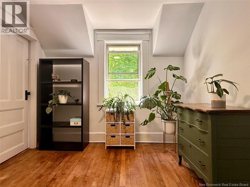 24 Stanley Street Property Photo 17