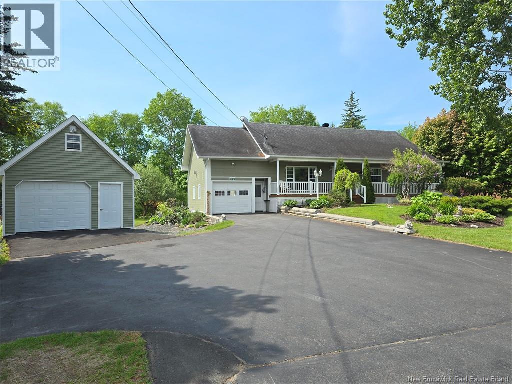 435 Acadie