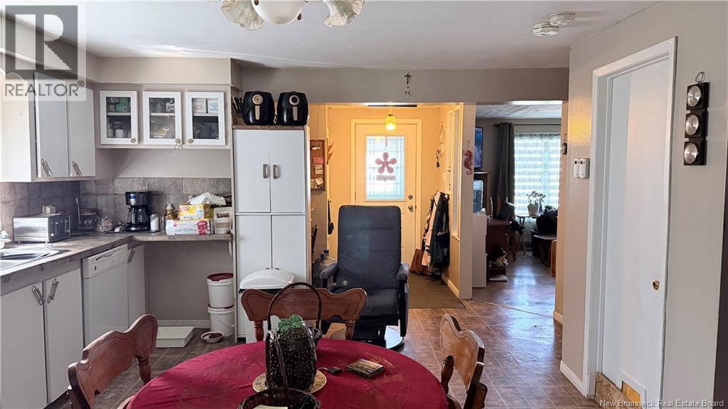 496 Principal Property Photo 5