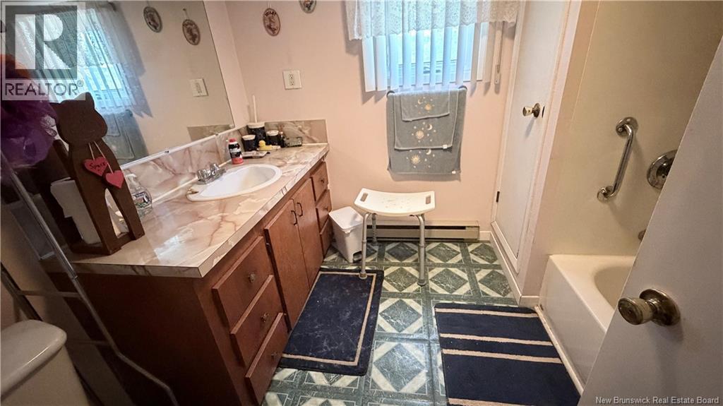 496 Principal Property Photo 10