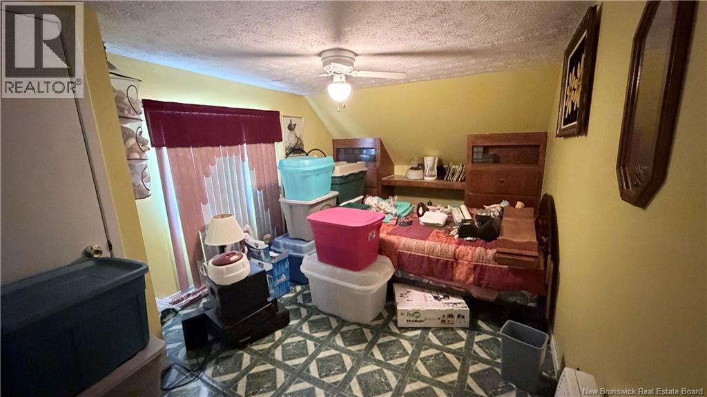 496 Principal Property Photo 12