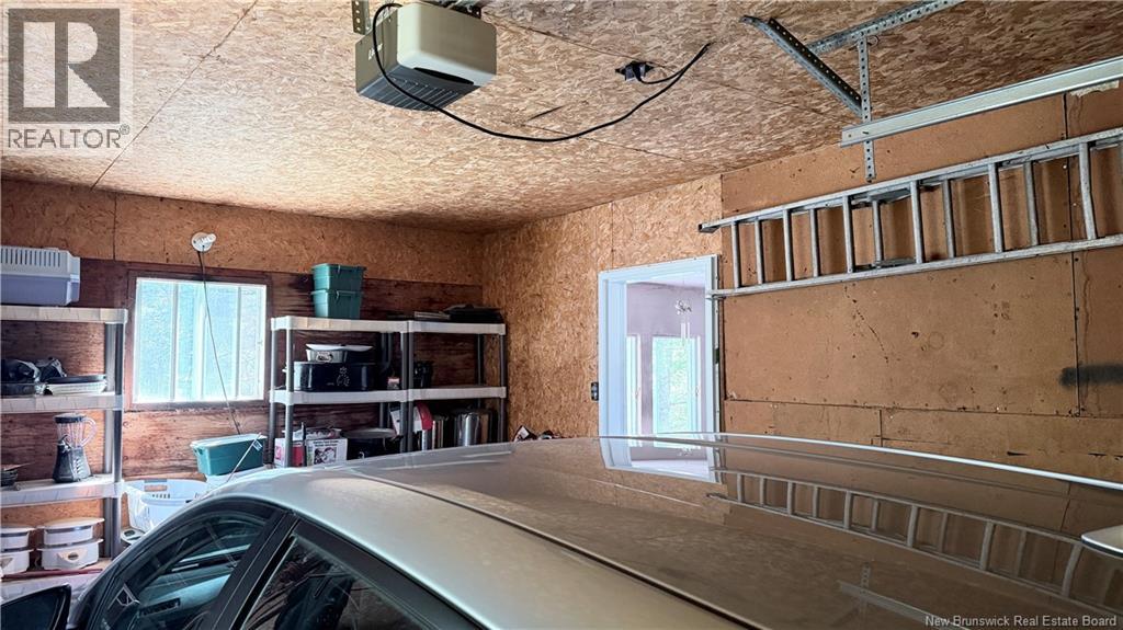 496 Principal Property Photo 18
