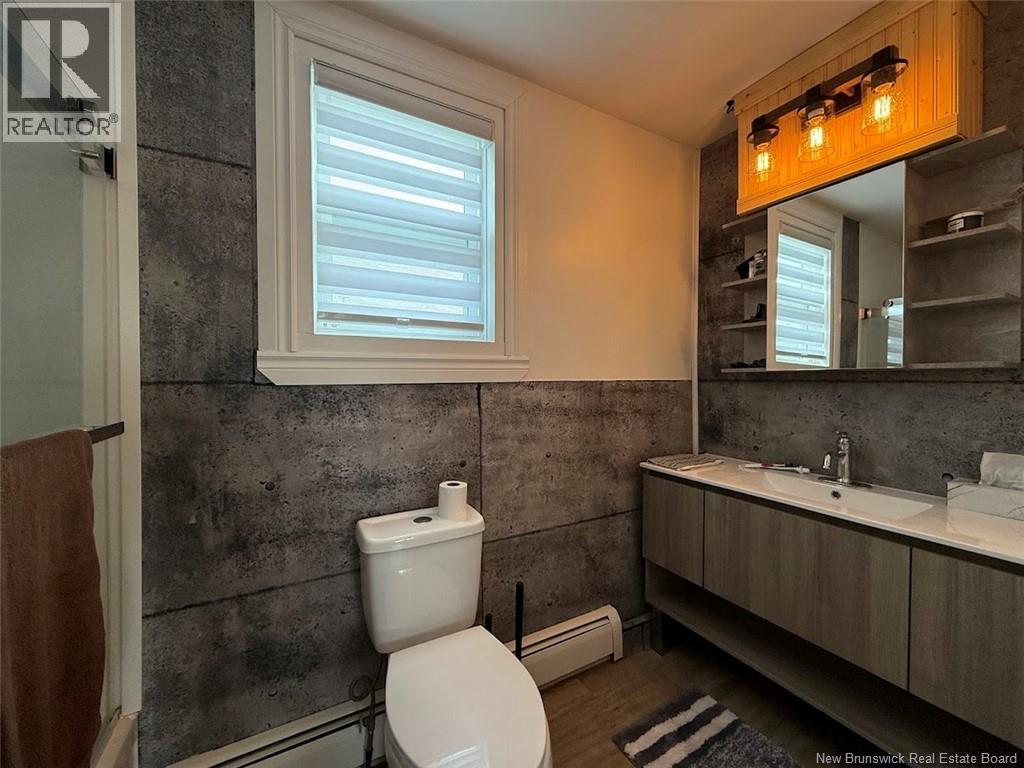 1043 Principale Street Property Photo 20