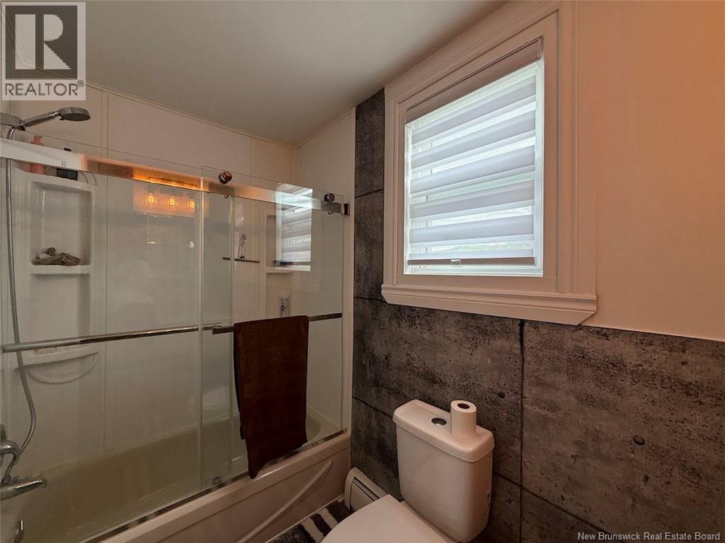 1043 Principale Street Property Photo 21