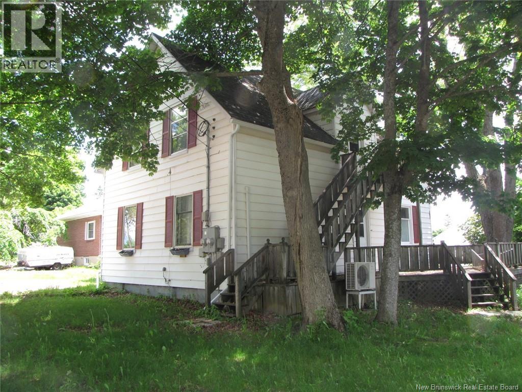 210-212 Pleasant Street Property Photo 4