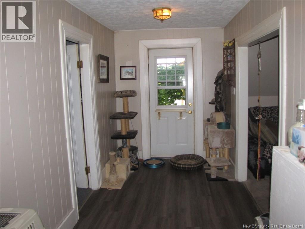 210-212 Pleasant Street Property Photo 23