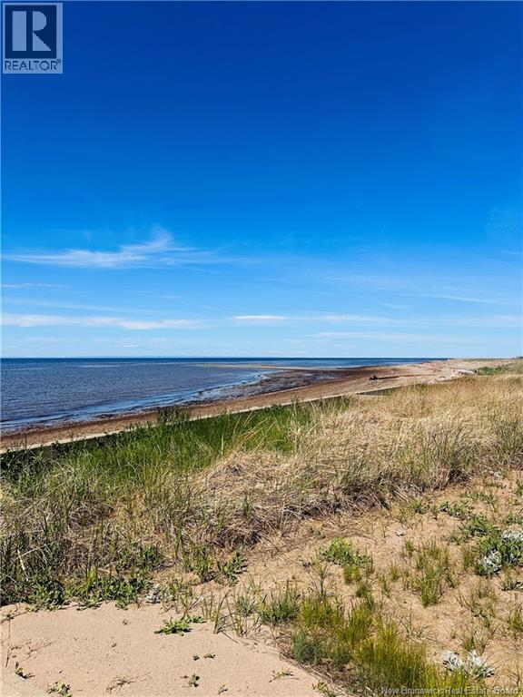345 Bayshore Drive Property Photo 4