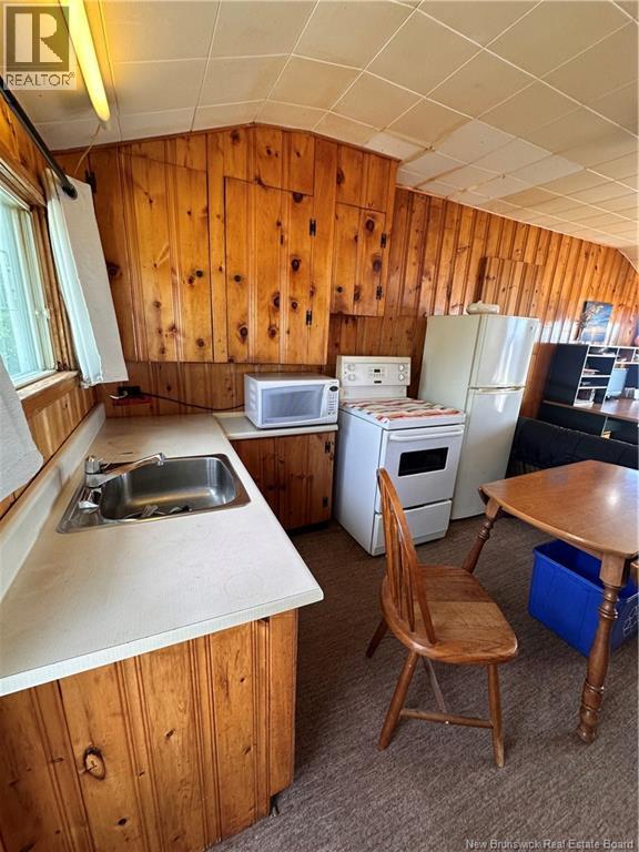 345 Bayshore Drive Property Photo 12