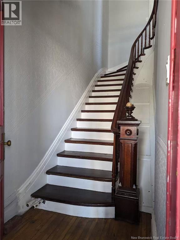 178 Queen Street Property Photo 6