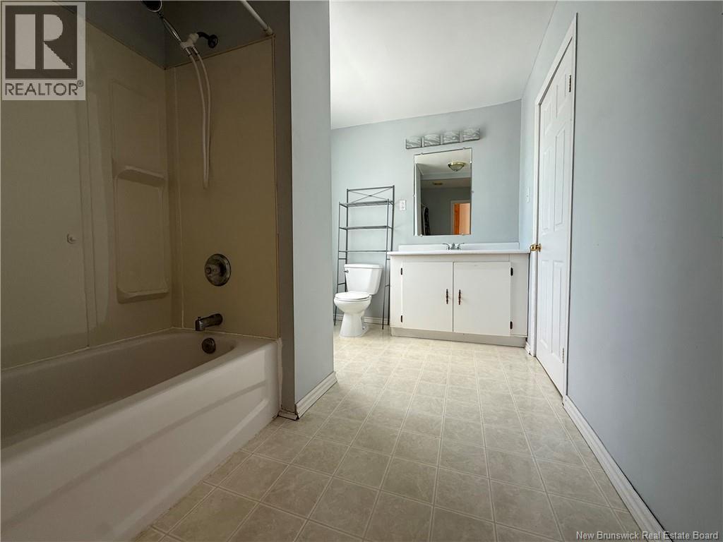 271 Douglas Avenue Property Photo 11