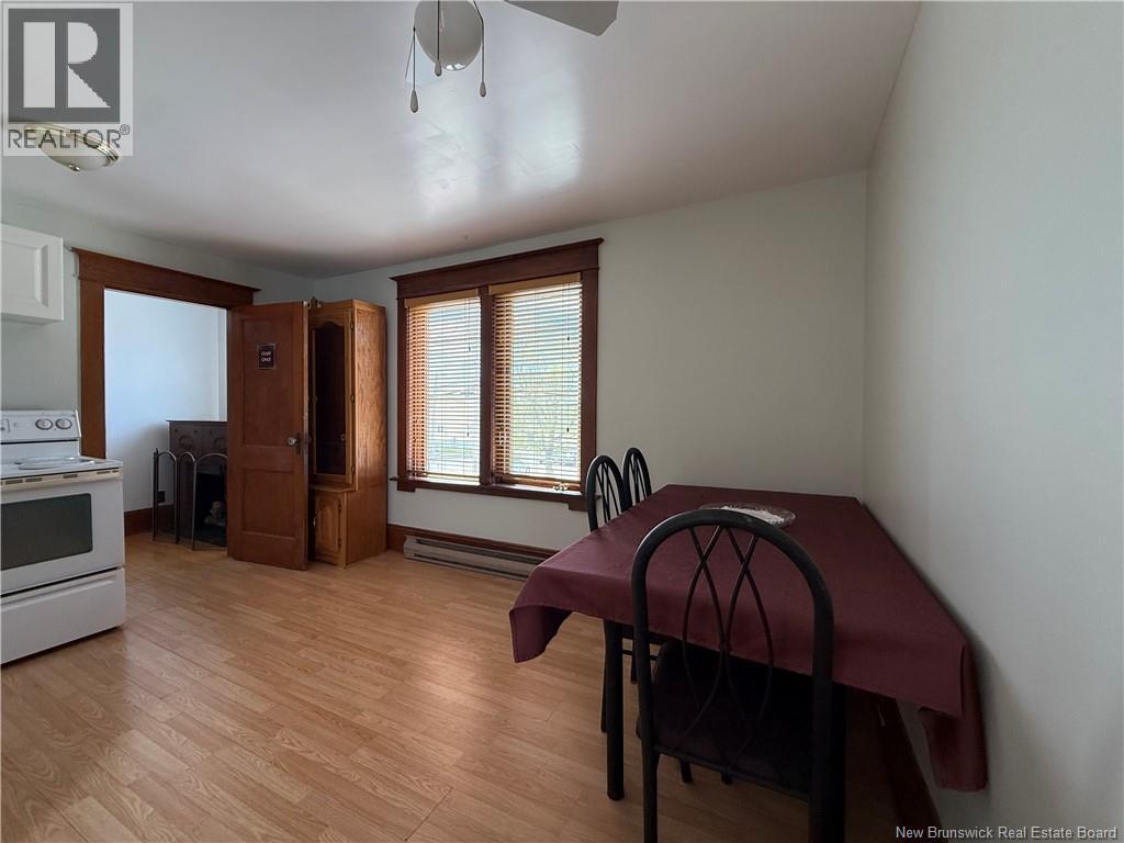271 Douglas Avenue Property Photo 18