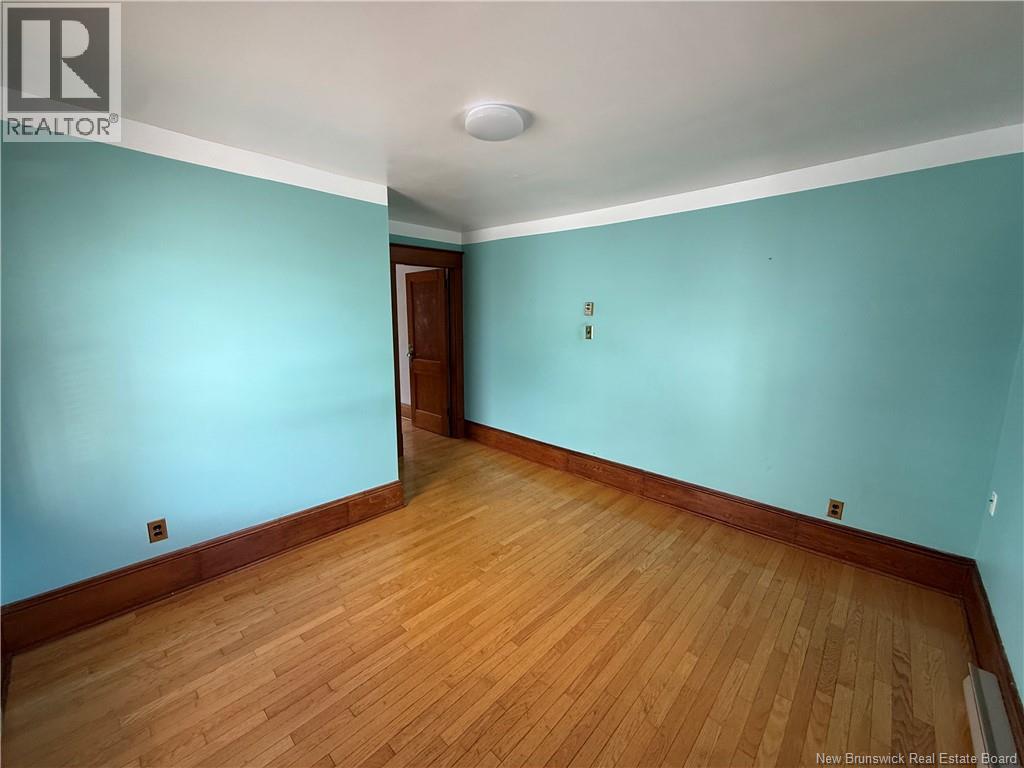 271 Douglas Avenue Property Photo 23