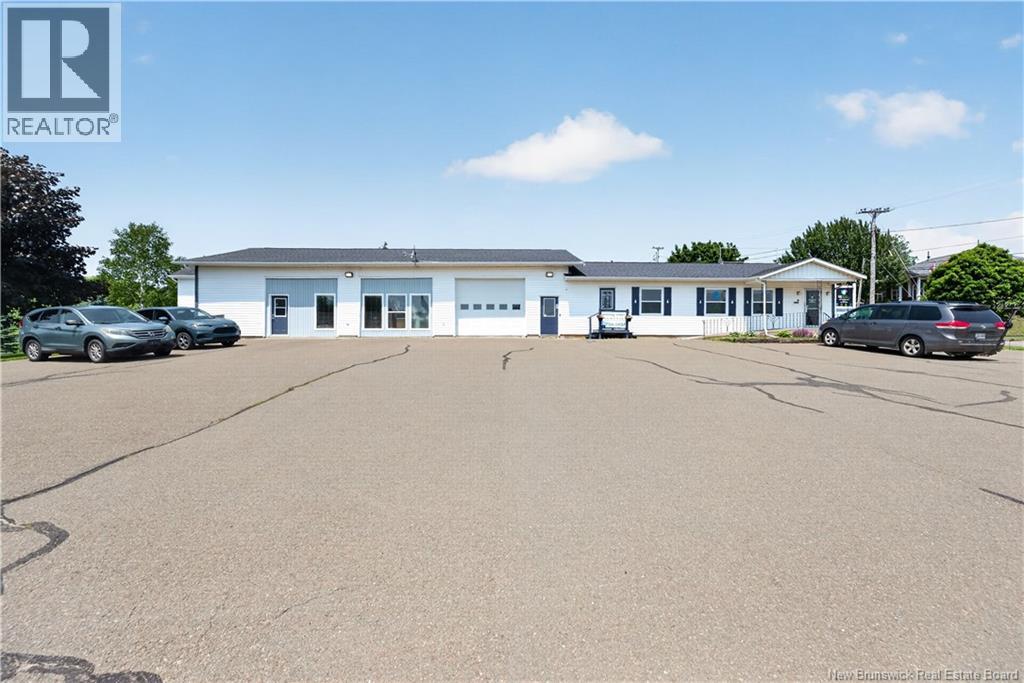 1 GOLF CLUB Road