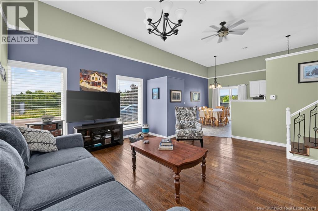 1 Golf Club Road Property Photo 14