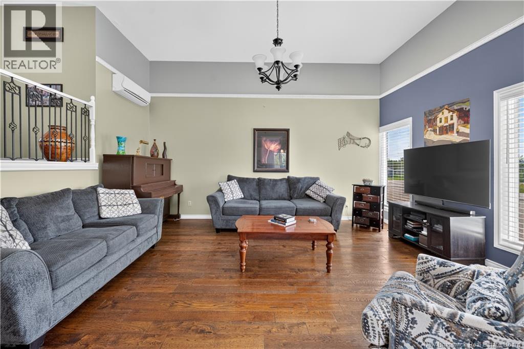 1 Golf Club Road Property Photo 18