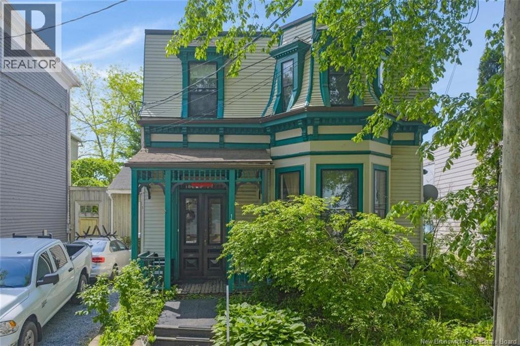 178 Queen Street Property Photo 1