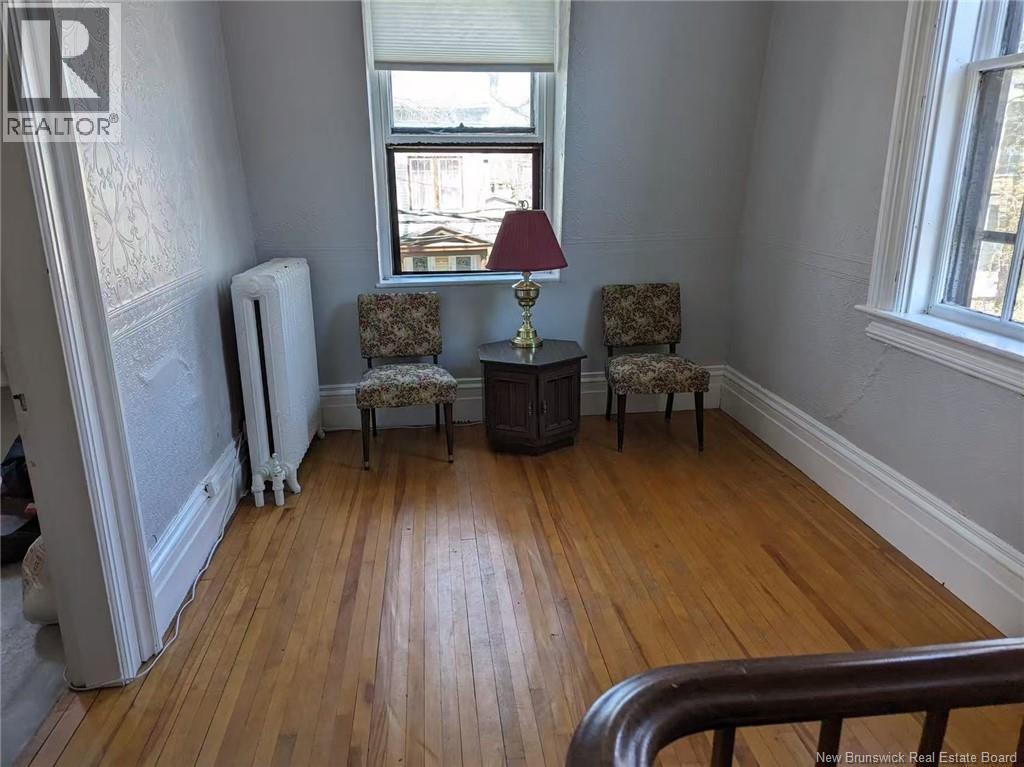 178 Queen Street Property Photo 8