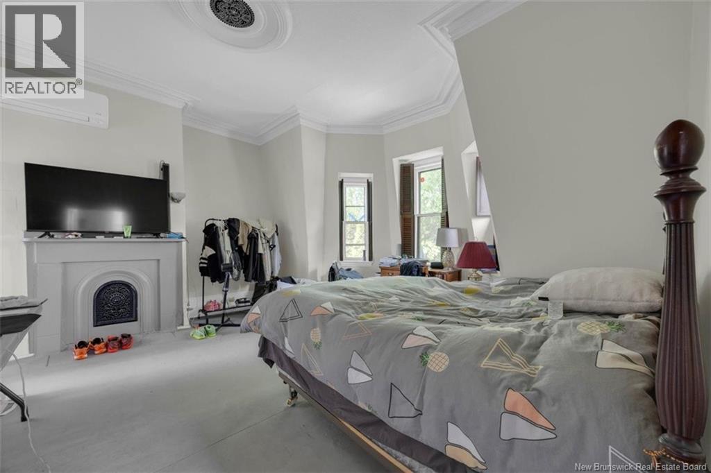178 Queen Street Property Photo 12