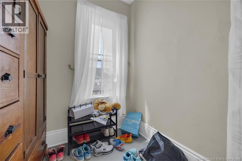 178 Queen Street Property Photo 13
