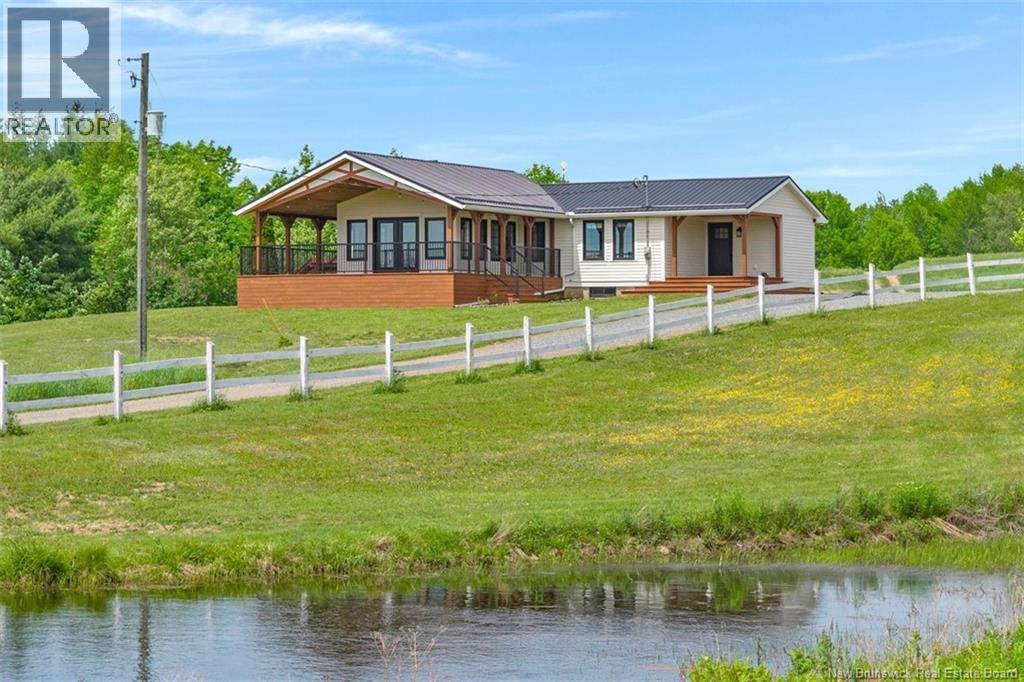 829 Wickham Bald Hill Road Property Photo 1