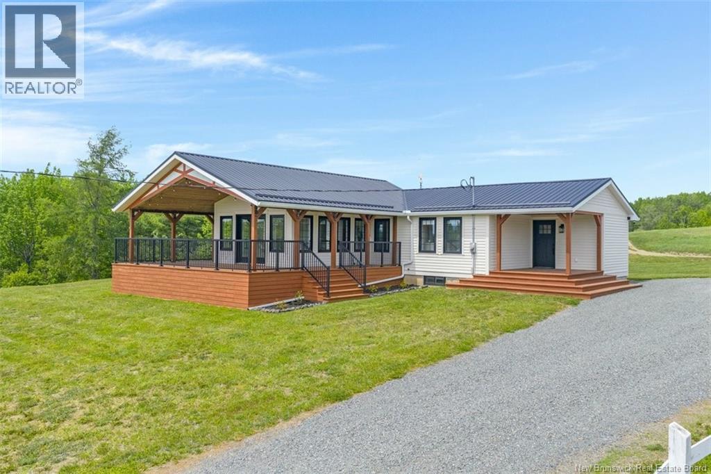 829 Wickham Bald Hill Road Property Photo 2