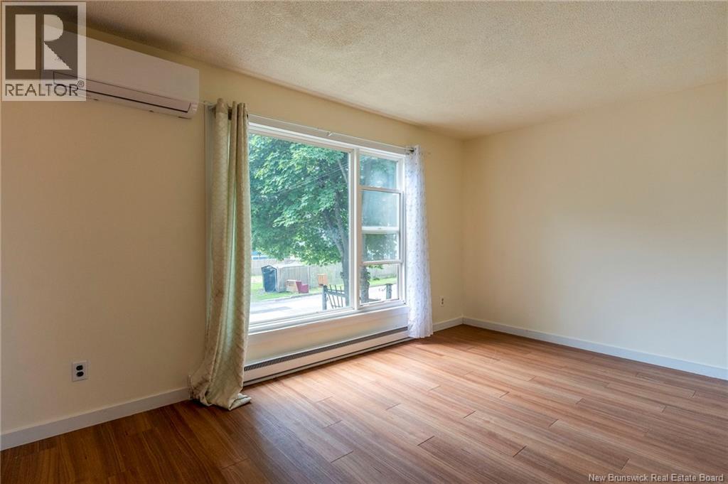 25 Centre Street Property Photo 11