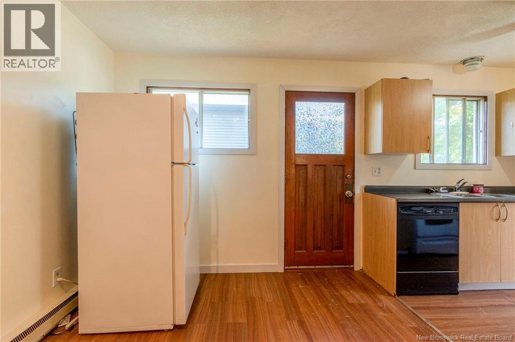 25 Centre Street Property Photo 14