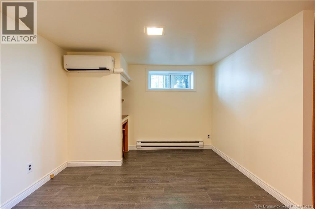 25 Centre Street Property Photo 16