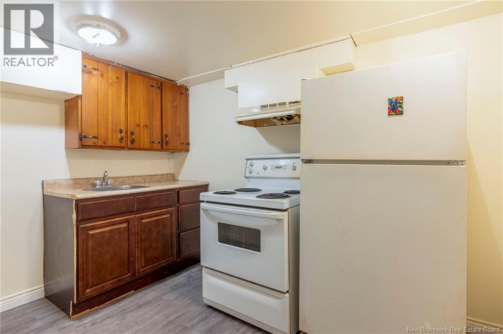 25 Centre Street Property Photo 17
