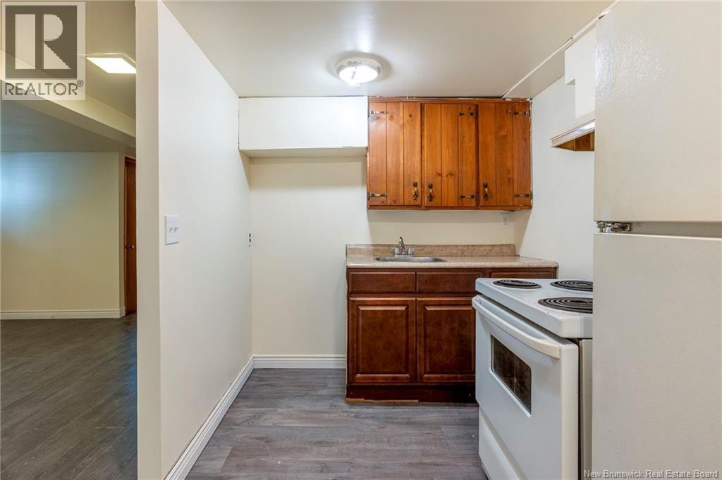 25 Centre Street Property Photo 18
