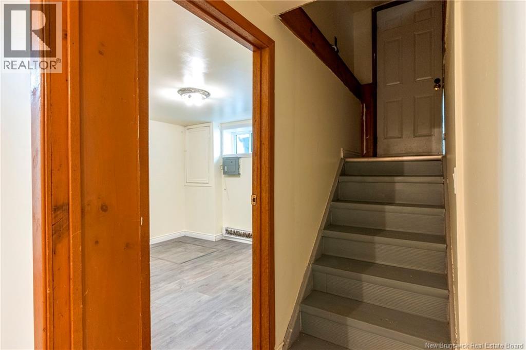 25 Centre Street Property Photo 19