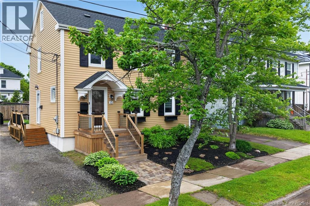 16 Norwood Avenue Property Photo 34