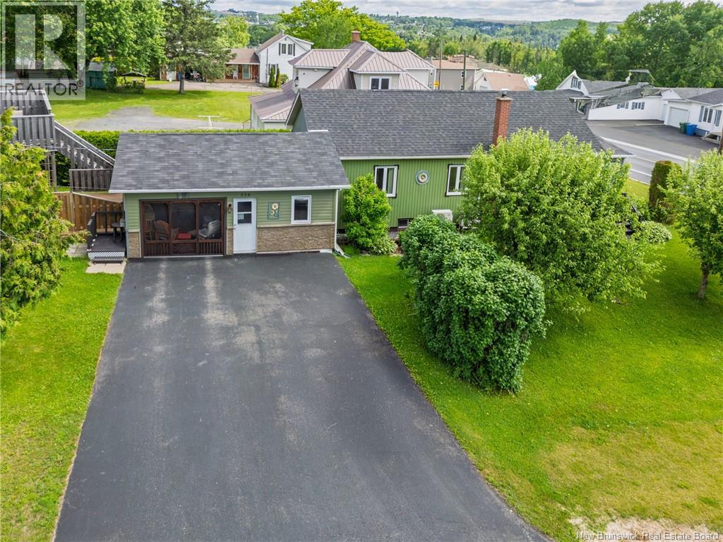 336 Portage Property Photo 5