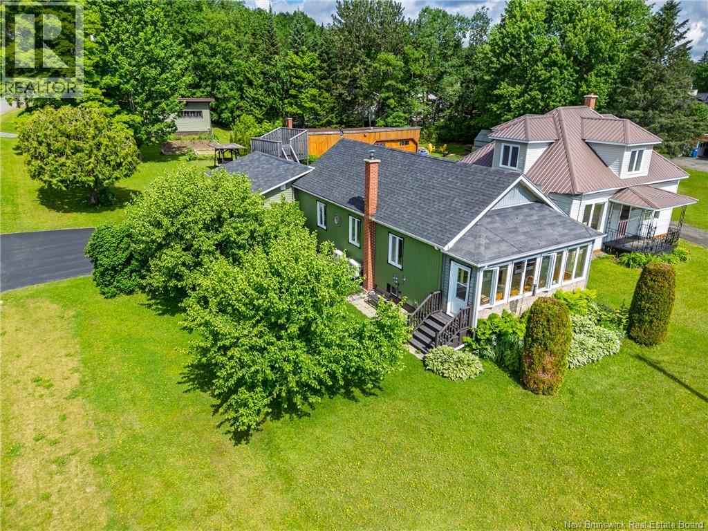 336 Portage Property Photo 6