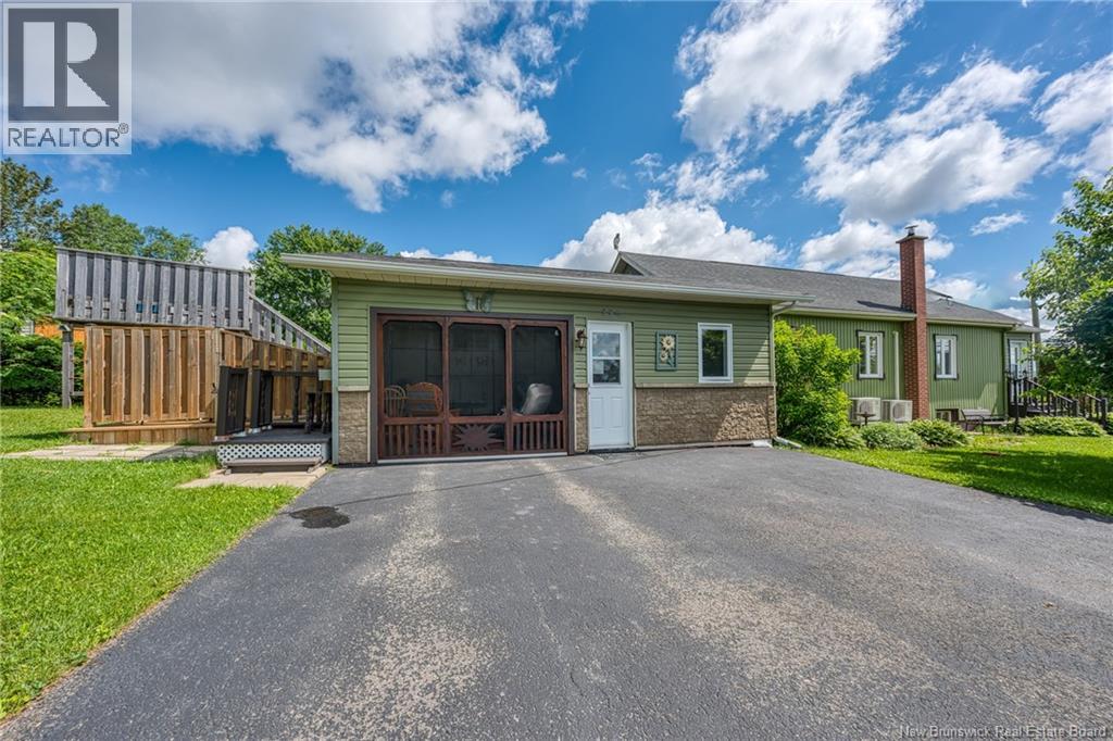 336 Portage Property Photo 15